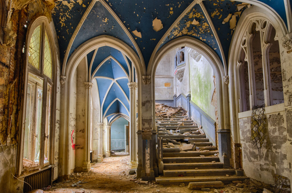 chateau noisey main hall copy