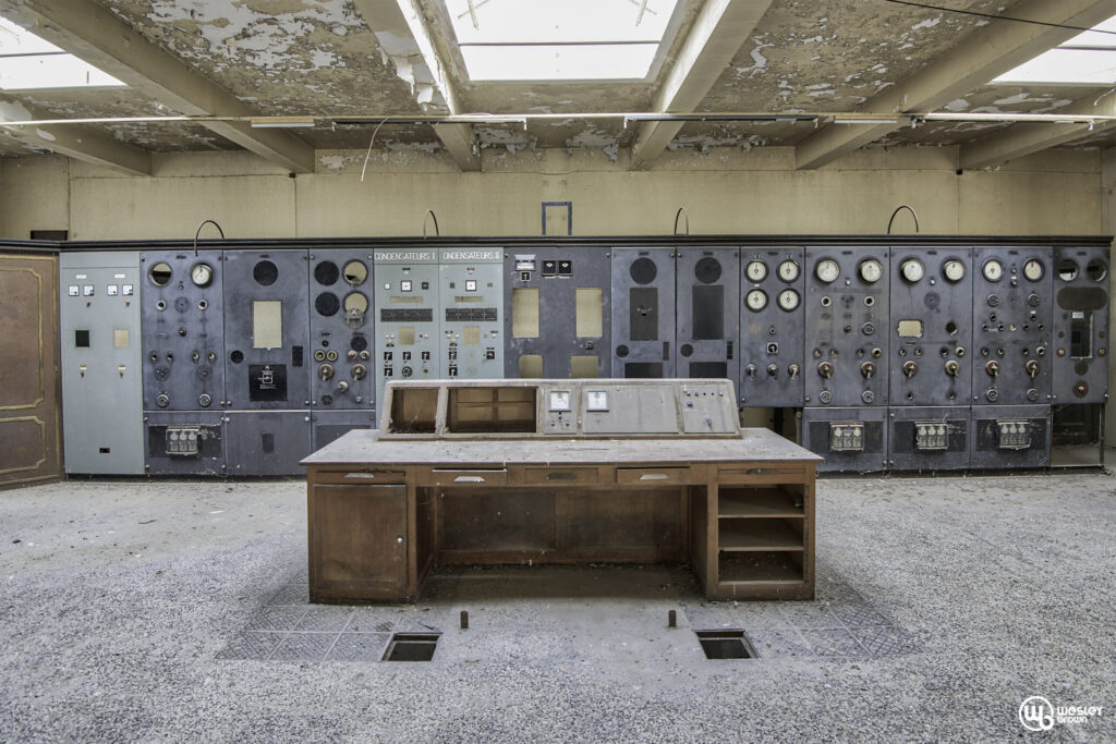 Steam Punk Control Room &ndash; Belgium | 2018