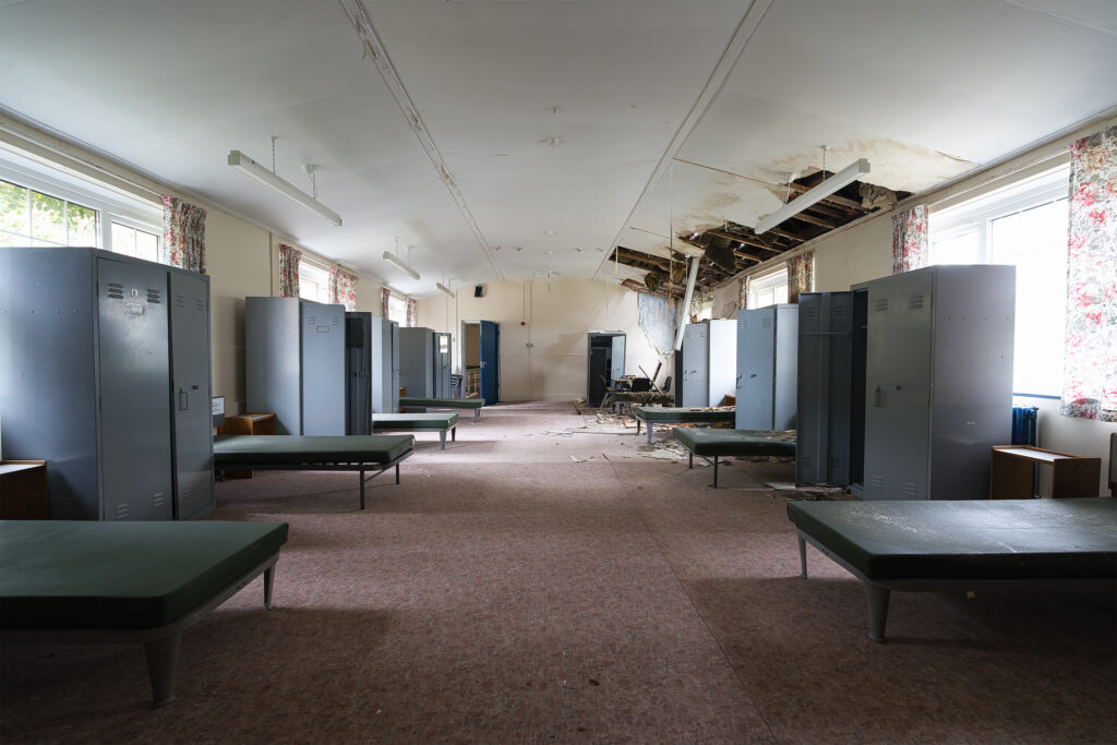 aldershot-garrison-clayton-barracks-hampshire-urbex_20 abandoned barracks dormitory