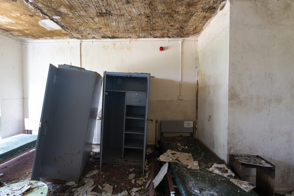 aldershot-garrison-clayton-barracks-hampshire-urbex_13 abandoned clayton barracks interior