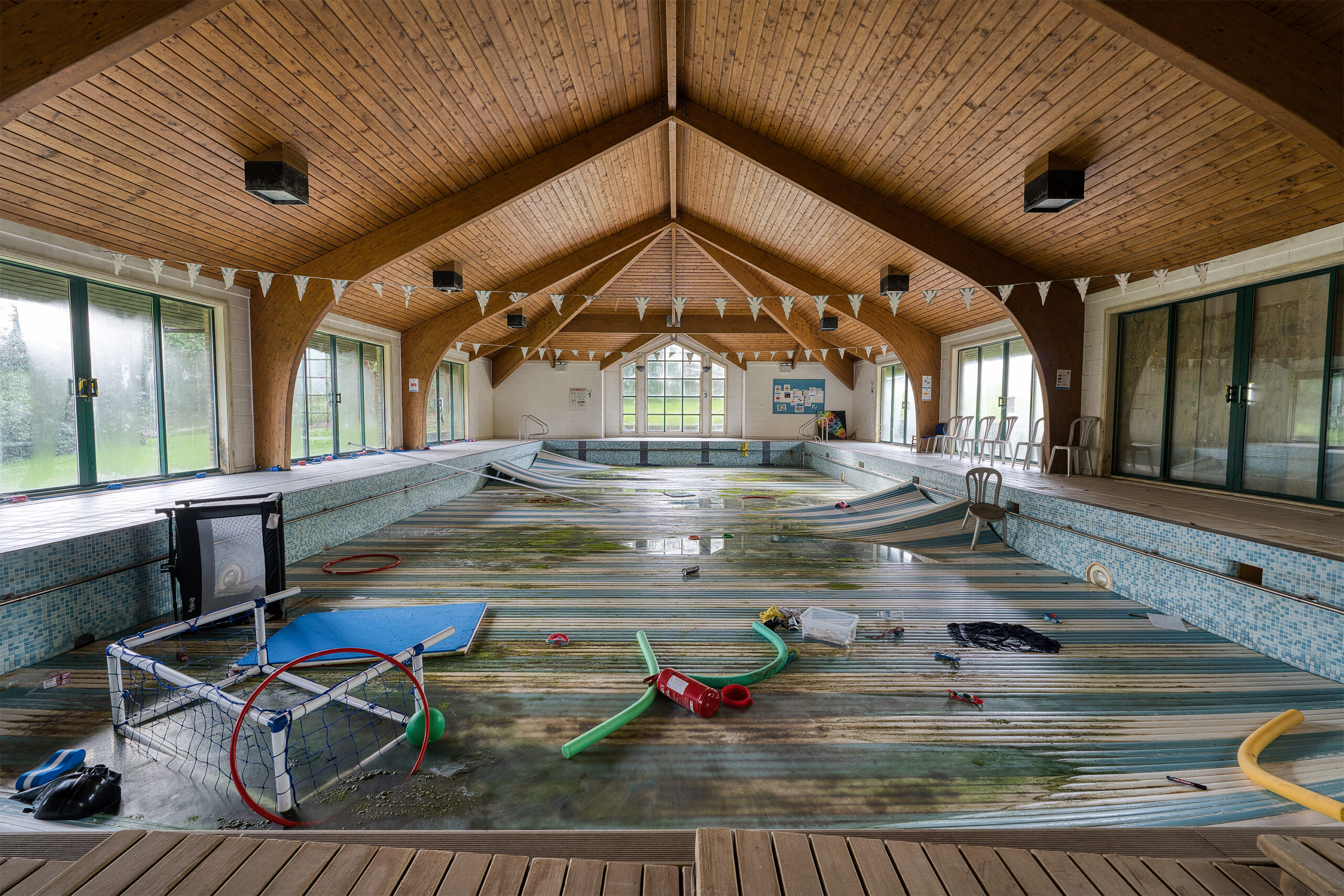 Ashdown House - Swimming Pool